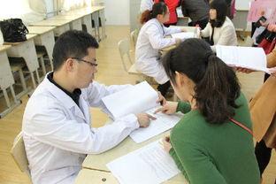 三(san)門峽(xia)市第壹高(gao)級中學舉(ju)辦教(jiao)師健康(kang)與教(jiao)育(yu)咨詢(xun)活(huo)動(dong)